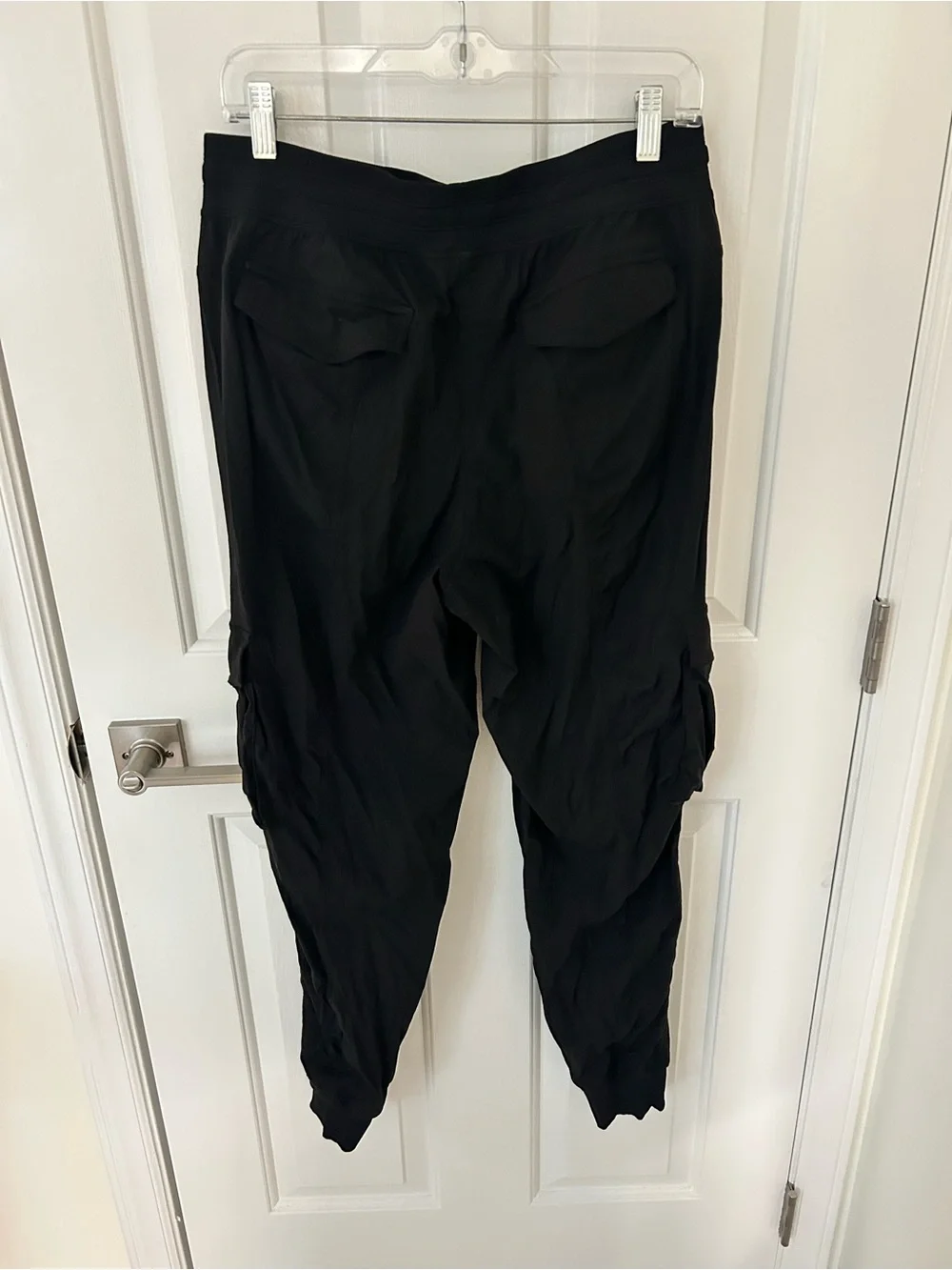 Lululemon Dance Studio Relaxed Fit Mid Rise Cargo Jogger Black - Picture 4 of 7